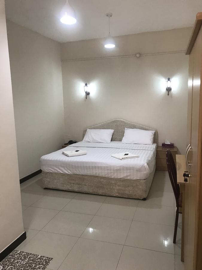 Al Hadow Hotel Mascate Exterior foto